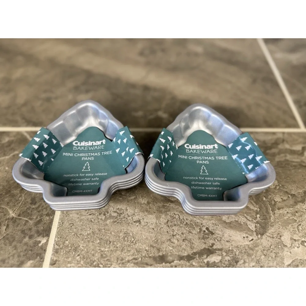Cuisinart Bakeware Mini Christmas Tree Cake Pans 2 – 4 Piece Set (CMBM-4XMT) New